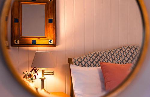 Waterside Cottage by the sea - Broadford - Photo 9