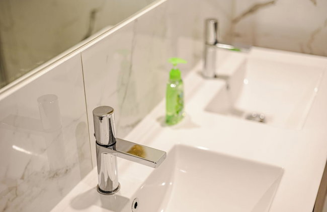 StayAU 4BR Lakeside Retreat in Seabrook - Foto 49