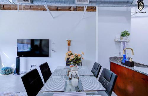 The Stallion #108 - Modern Spacious Loft in Downtown with free parking - Foto 10