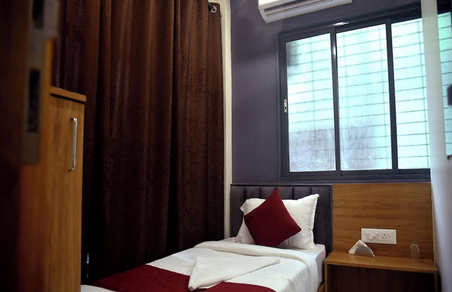 Vogue Cabin Stay Near NESCO - Foto 17