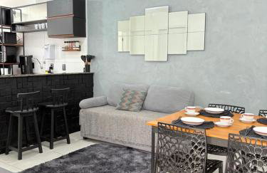 Apê moderno perto do shopping - WI-FI rápido e garagem - Foto 1