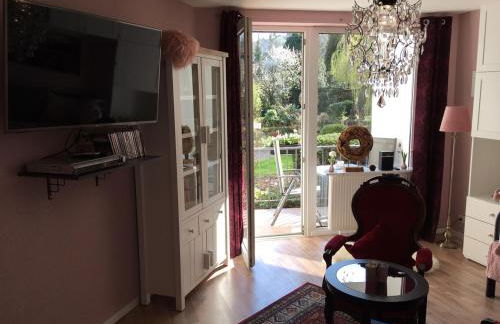 Sehr schönes und möbliertes Apartment - Foto 8