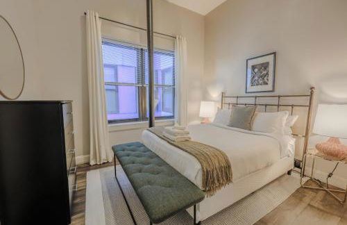 Unbeatable Location 4 bed Loft Parking Optional - Foto 12