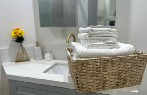 LA Modern Street View Glass Window 2BR - Foto 7