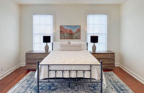 New Comfy Bungalow on Washington-Dedicated Office - Photo 4