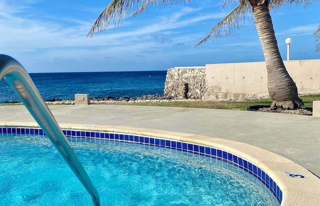 Fabulous one Bedroom in West Bay - Photo 21