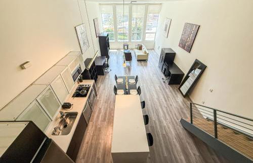 Stylish 2BR Loft with Top-Tier Amenities - 104 - GL - Foto 14