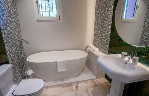 Villa de Lujo para familias y empresas - Photo 41