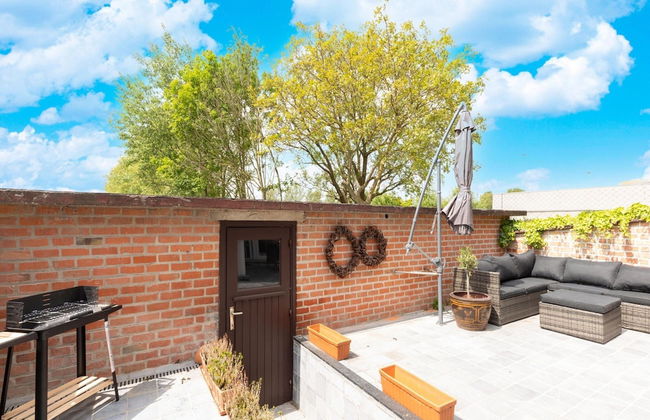 Modern Villa w/ Private Yard - Foto 29