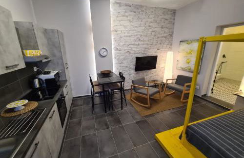 Be Magenta, Art Home - Yellow style - Near Milano, Rho Fiera, Malpensa - Foto 47