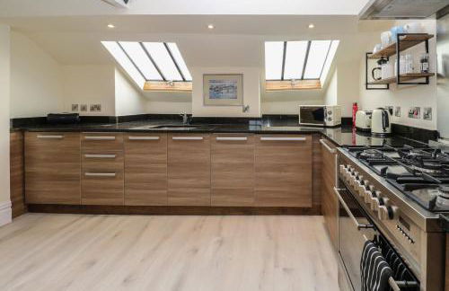 The Penthouse - Foto 13