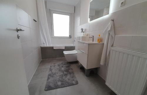 4-Zimmer-Ferienwohnung, modern, Küche, WLAN, Netflix - Foto 7