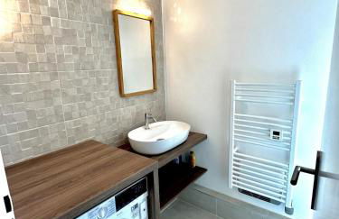 Free Parking - Air Conditioning - WIFI - Silent - Photo 4