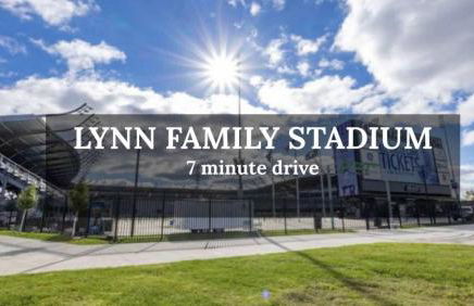 Charming Stay- Bottom Unit in Lou Arts District - Foto 54