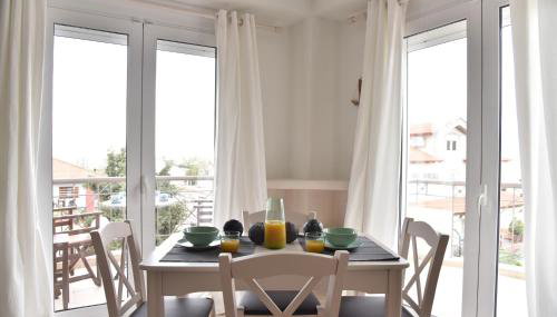 KyMa Studios and Suites - Foto 3