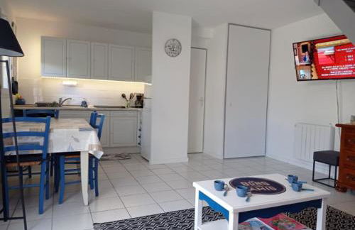 Charmante Maison Bord de Mer avec Piscine et Tennis 5-P - Foto 4