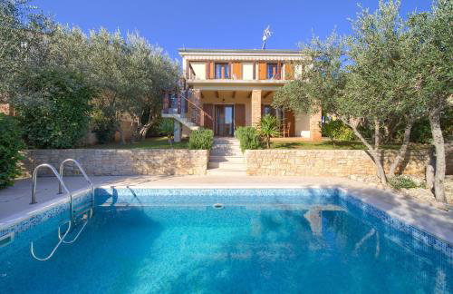 Villa Rustika - Photo 1