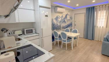 Charming Madrid Apartment 6 paradas metro El Retiro - Photo 3