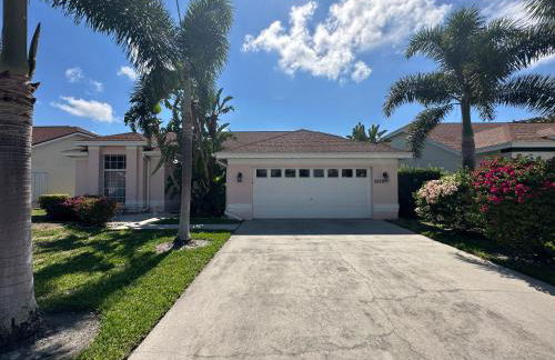 Villa Vera - Photo 1