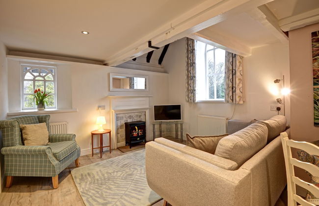 Holiday Cottages and North Star Apartment - Photo 12