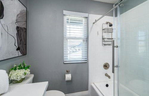 The Lakefront Oasis - Foto 16