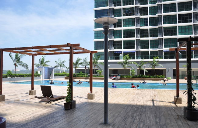 Lawang Suite Apartment With Balcony - Photo 55