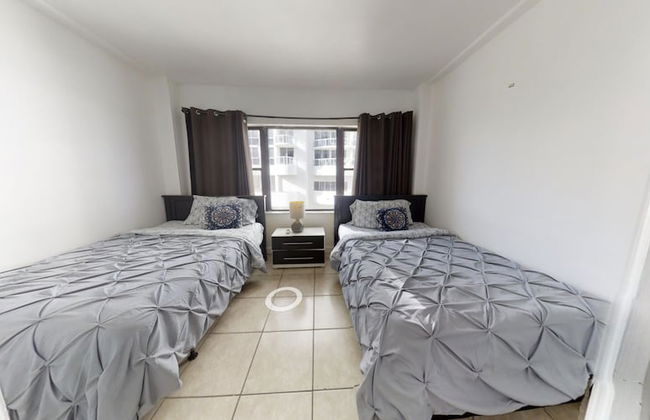 Deluxe Studios and Apartments at the Casablanca - Photo 99