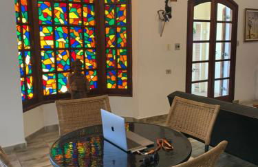 Praia das Cigarras São Sebastião a 50 metros da praia - Wi-Fi - 500 Mega - Foto 5