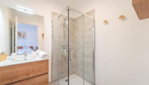 L'Exupéry- Parking privé et à 15min de Paris - Foto 5, Other