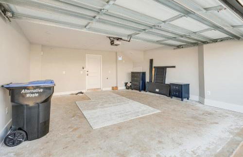 30 Mi to Downtown DC Charming Dale City Townhome! - Foto 27