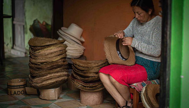 Donne tessitrici di Sandoná