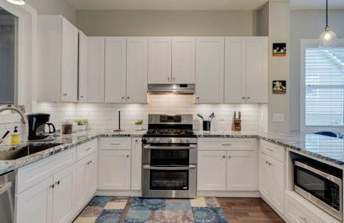 Large East Nashville Home with Game Room sleeps 12 - Foto 16