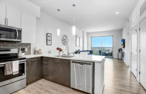 Urban Chic 1BR Downtown Tampa Pool & Balcony Views - Foto 9