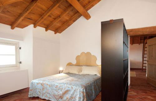 A Castle Stay in Wine Country - Foto 29