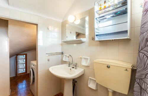 Spacious Cottage - Panoramic Sea & Mountain Views - Photo 24