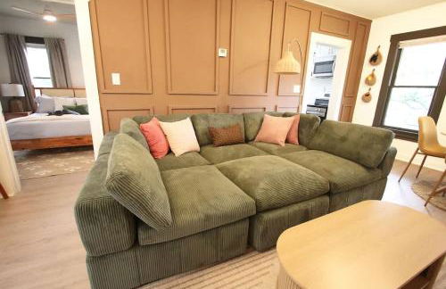 Walkable, Outdoor Oasis, BBQ, Firepit and Bocce Ball - Foto 7