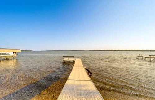 Scenic Cottage with Private Dock on Torch Lake - Foto 30