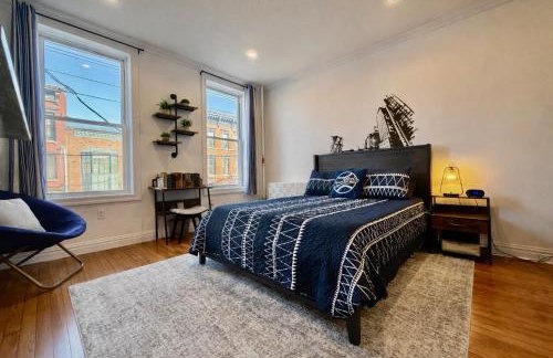 Large Home - Great Location - 15 Minutes to NYC - Foto 24