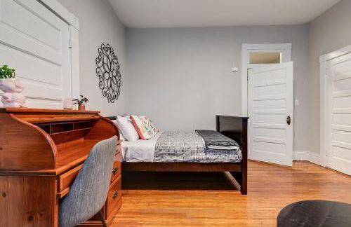 E2 Centrally located in Carytown fully fenced - Foto 10