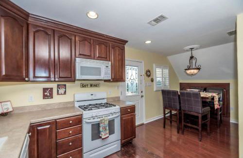 Modern Texas Hill Country Suite Rental for Four near San Antonio - Foto 18