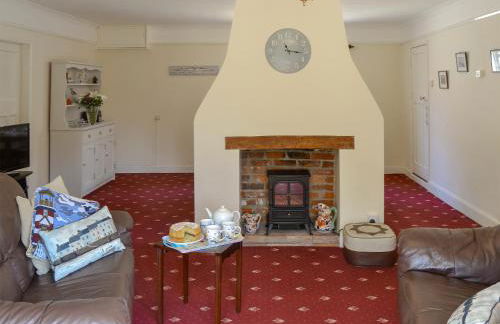 Forge Cottage - Photo 2