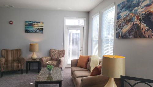 Luxury 1BR/1BA w/ Top Amenities in Prime Location - Foto 3