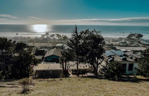 Modern Cayucos Bungalow - Ocean Views and Hot Tub - Foto 4