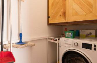 Cozy Beach Apartment W/ Sea View, Free Parking & AC - Foto 18