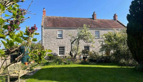 Grade II Listed House Tranquil Garden & Parking - Foto 1