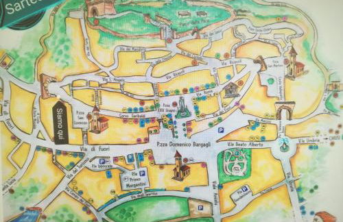 Mansarda con solarium panoramico su centro storico di Sarteano vicino alle famose terme della Val d'Orcia - Photo 11