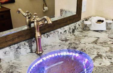 C25, Four bedroom, 4 1 2 bath luxury log-sided cottage with hot tub cottage - Foto 15