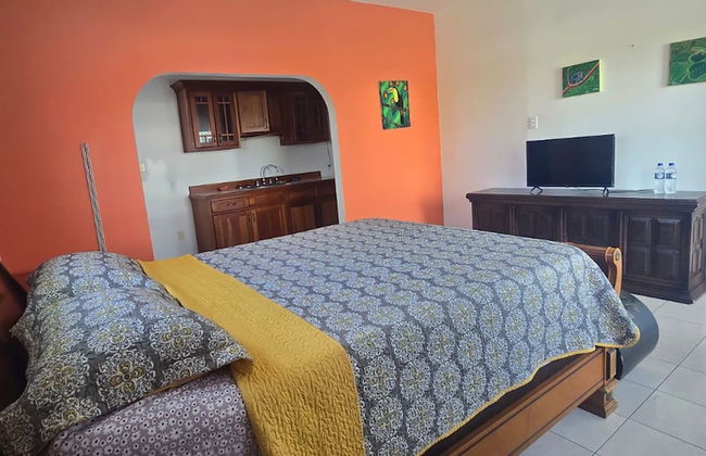 Bamboleo Inn Belize - Photo 21