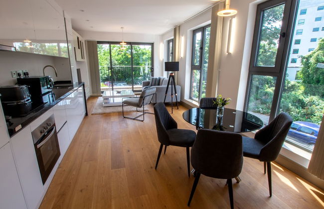 Kew Bridge by Charles Hope - Foto 24