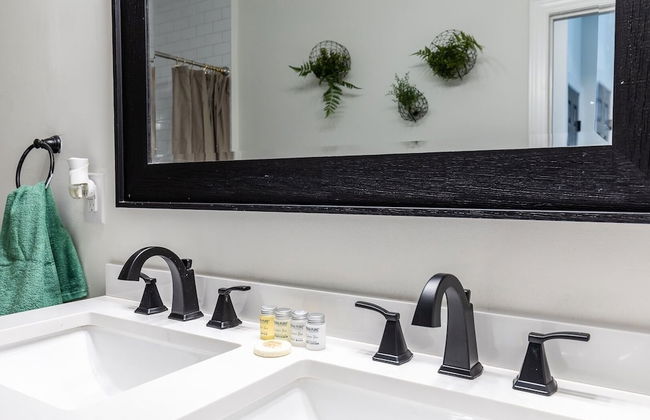 Delta View Retreat Suites - Foto 33